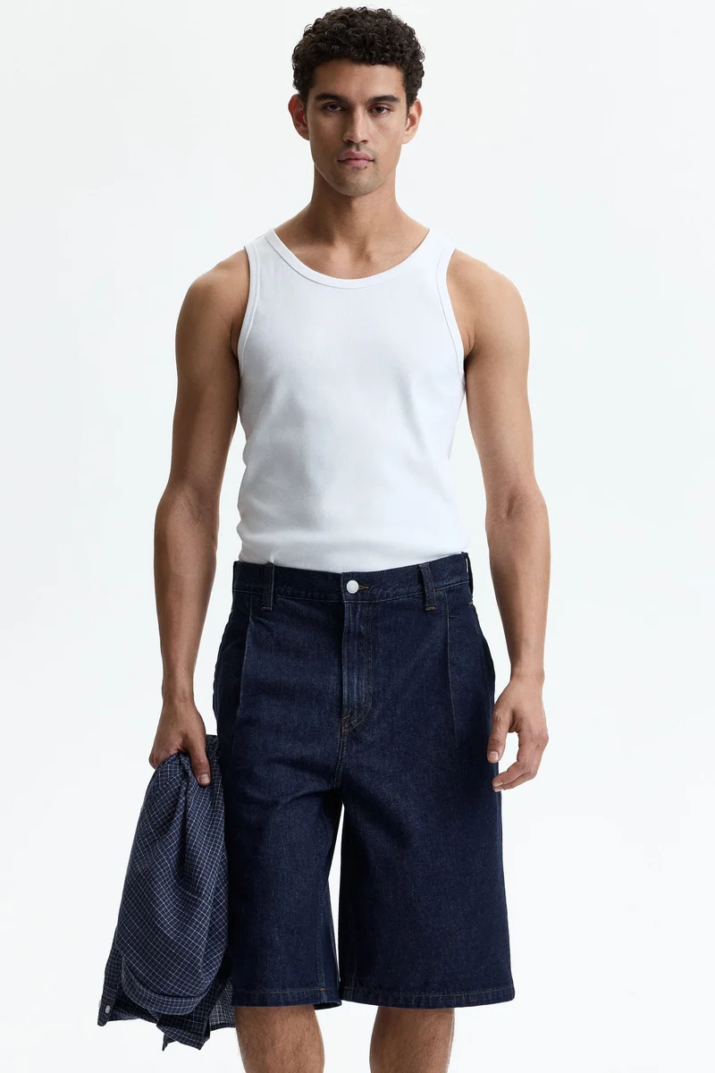 H&M  Baggy pleated denim shorts for Men | Best Price UAE