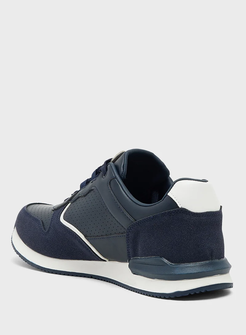 Robert Wood Casual Sneakers