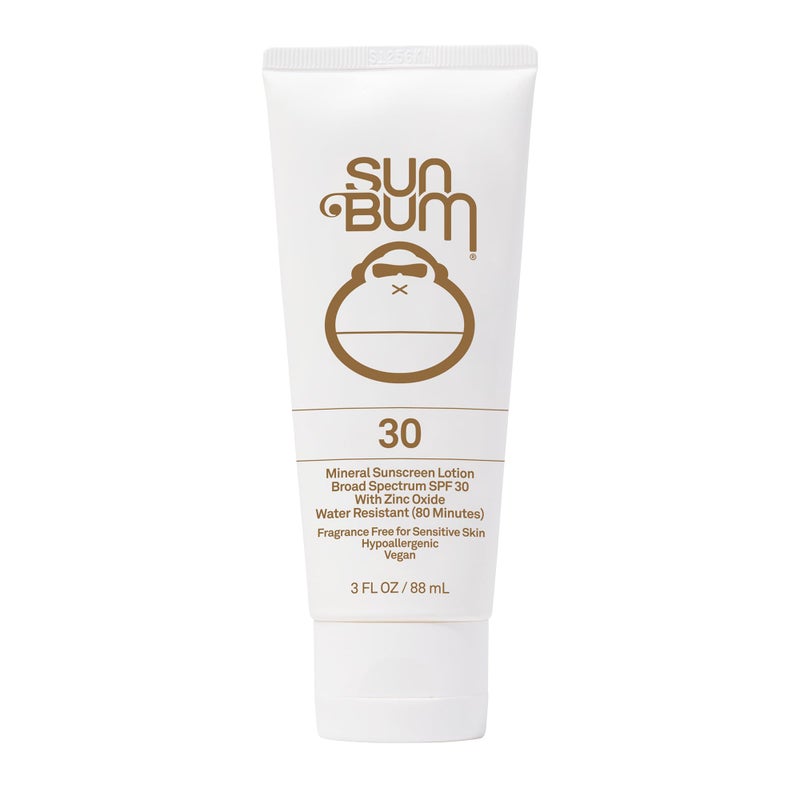 Sun Bum لوشن واقي شمس معدني من صن بوم SPF 30 - واقي شمس مرطب للوجه واسع الطيف مع فيتامين E - نباتي ومتوافق مع قانون هاواي 104 (بدون أوكتينوكسات وأوكسي بنزون) - حجم سفر - 3 أونصات - Image 1