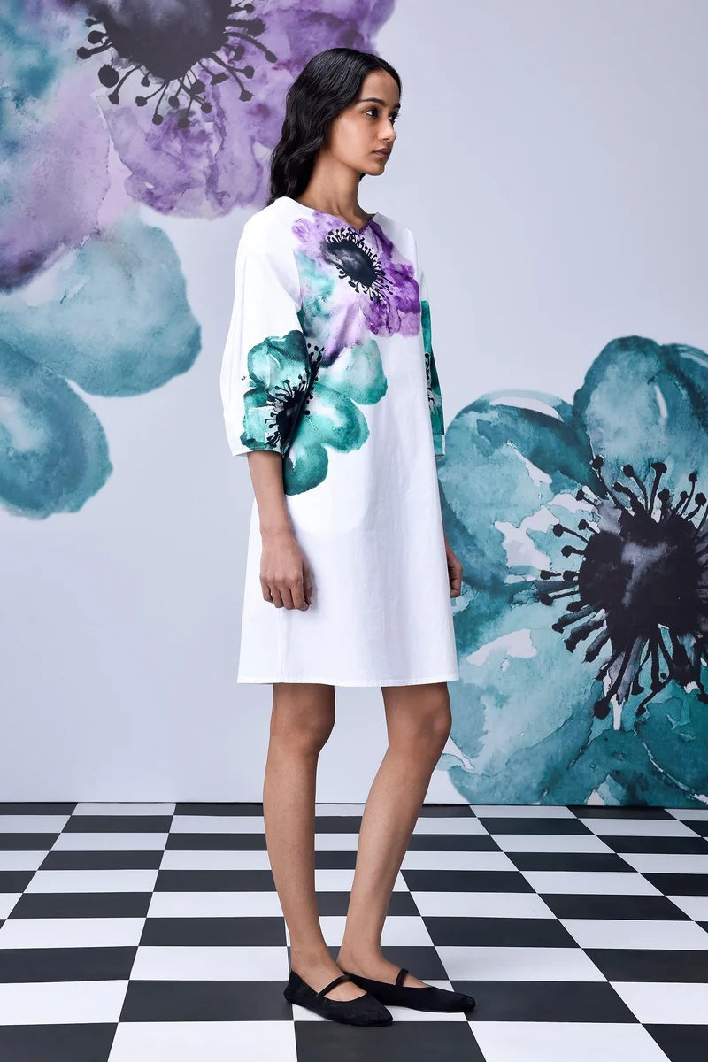 Genes Lecoanet Hemant Anemone Flower Regular Fit Dress- White Green