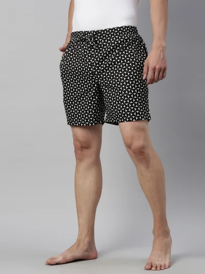 جوفن شورت رجالي قطن أسود مطبوع للاسترخاء