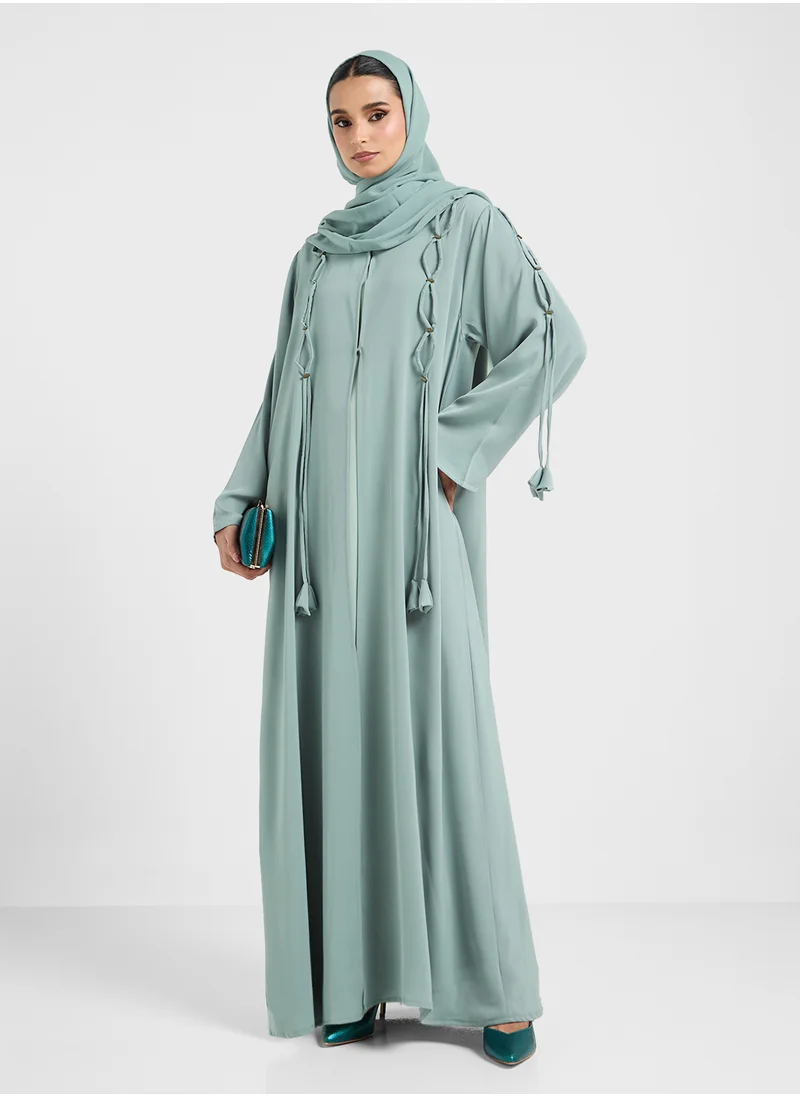 هيا كلوزيت V-Neck Drawstring Detailed Flared Sleeve Abaya