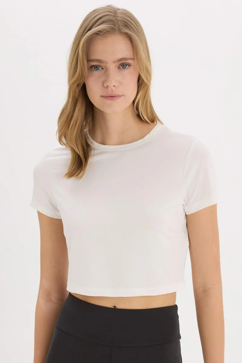 ديفاكتو DeFactoFit Crew Neck Basic Sports Short Sleeve Crop Top