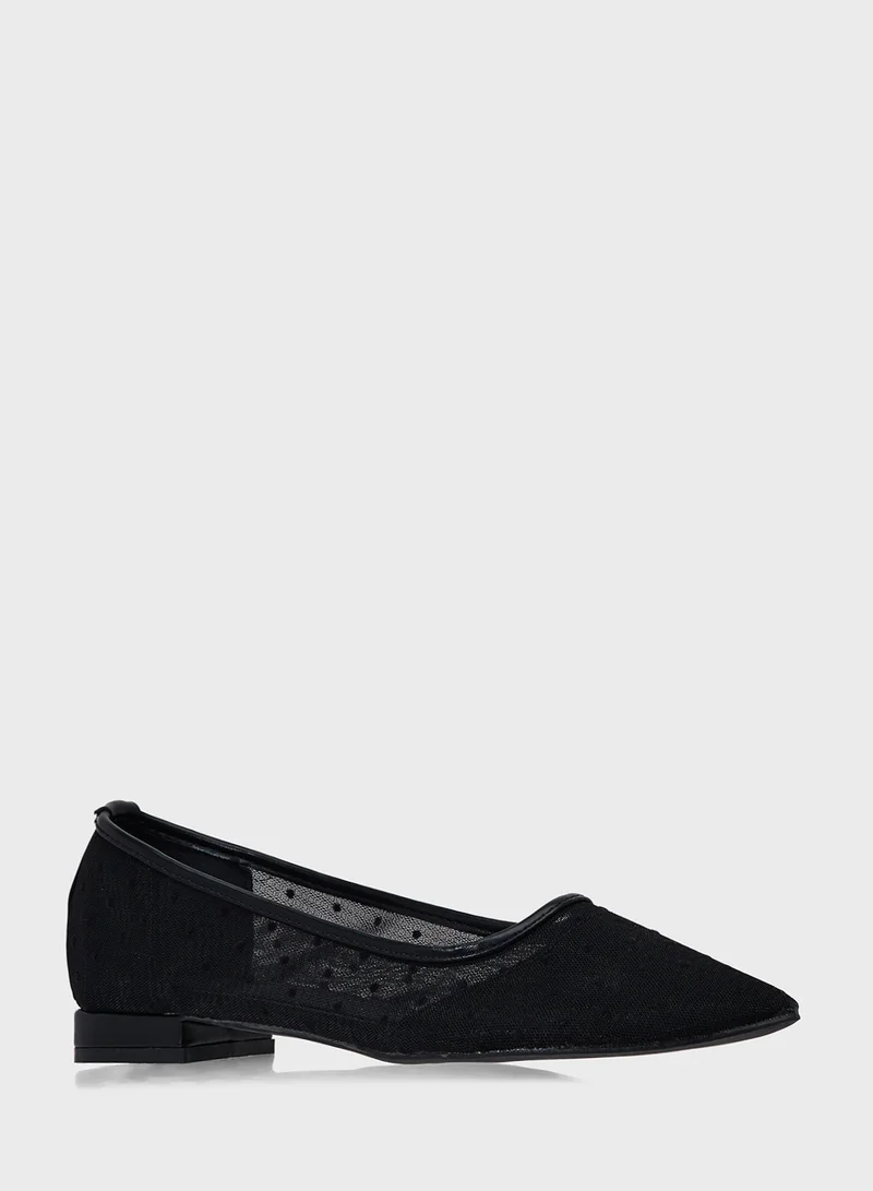 جينجر Pointed Ballerina Flat