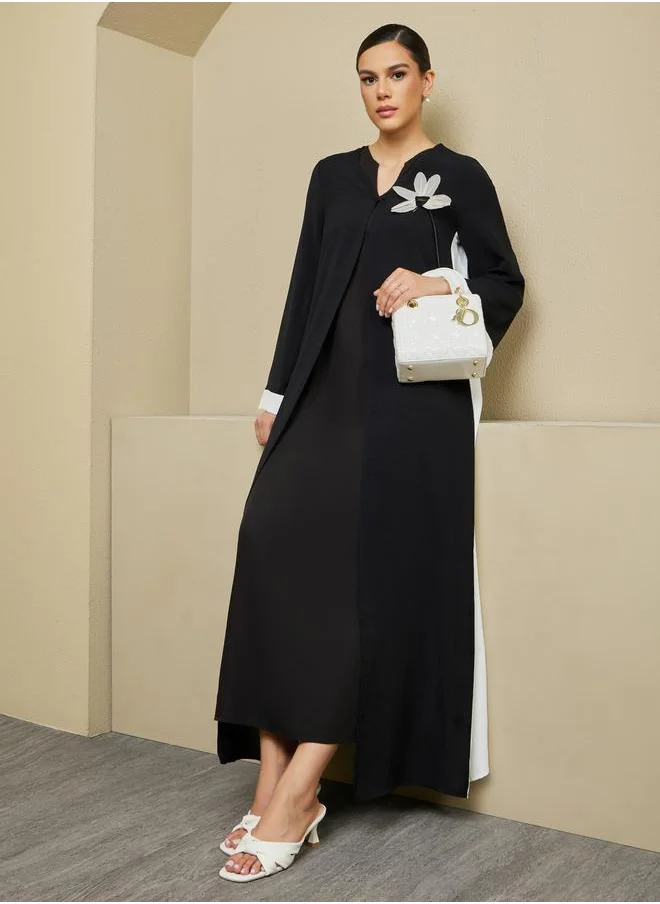 Styli Contrast Side Panel Flared Abaya with Flower Corsage Detail