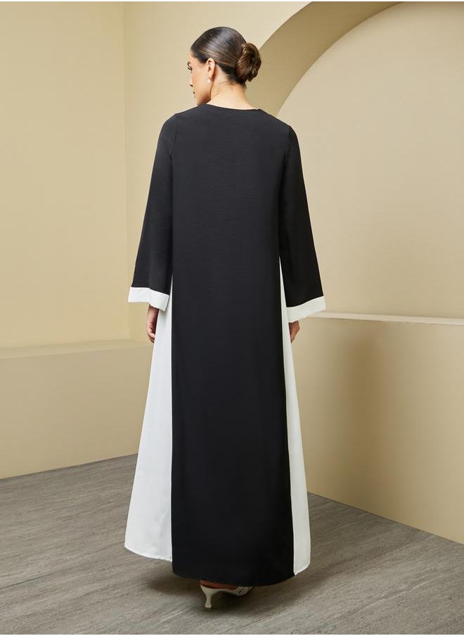 Styli - Contrast Side Panel Flared Abaya with Flower Corsage Detail - Image 1
