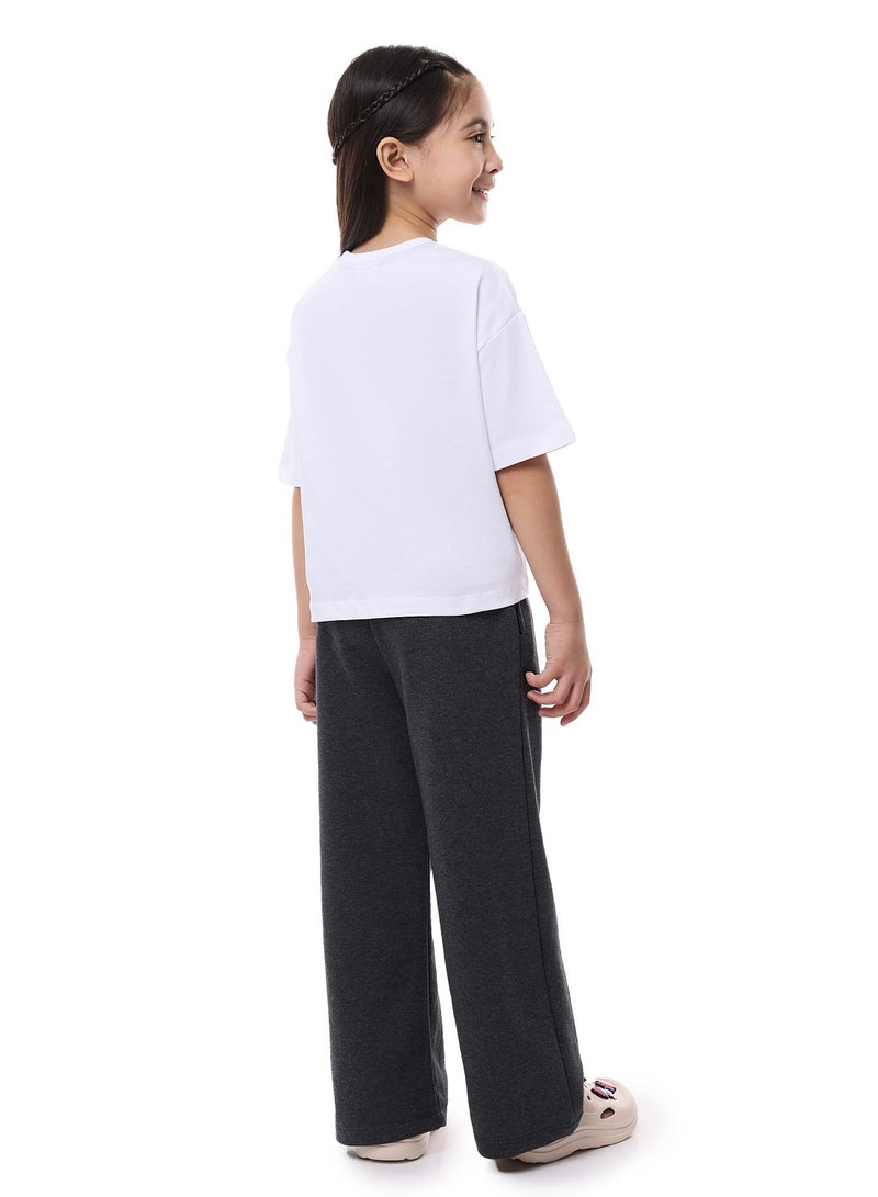 فكتور اند جين طقم فيكتور آند جينز بناتي قطعتين - بلوزة مزينة مع بنطلون مستقيم مطابق - Image 4