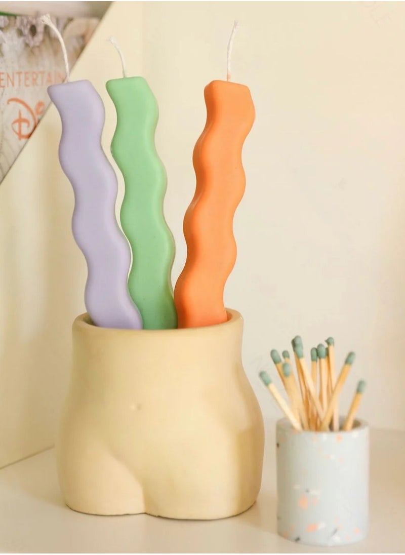 Generic Wavy Taper Candle vanilla ( white )  - Image 1
