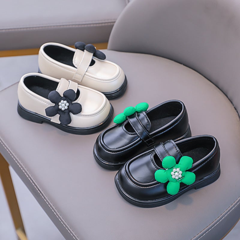 Mesh Sneakers Lightweight Flexible Sole Walking Shoes For Kids Indoor And Outdoor Activities - Image 3
