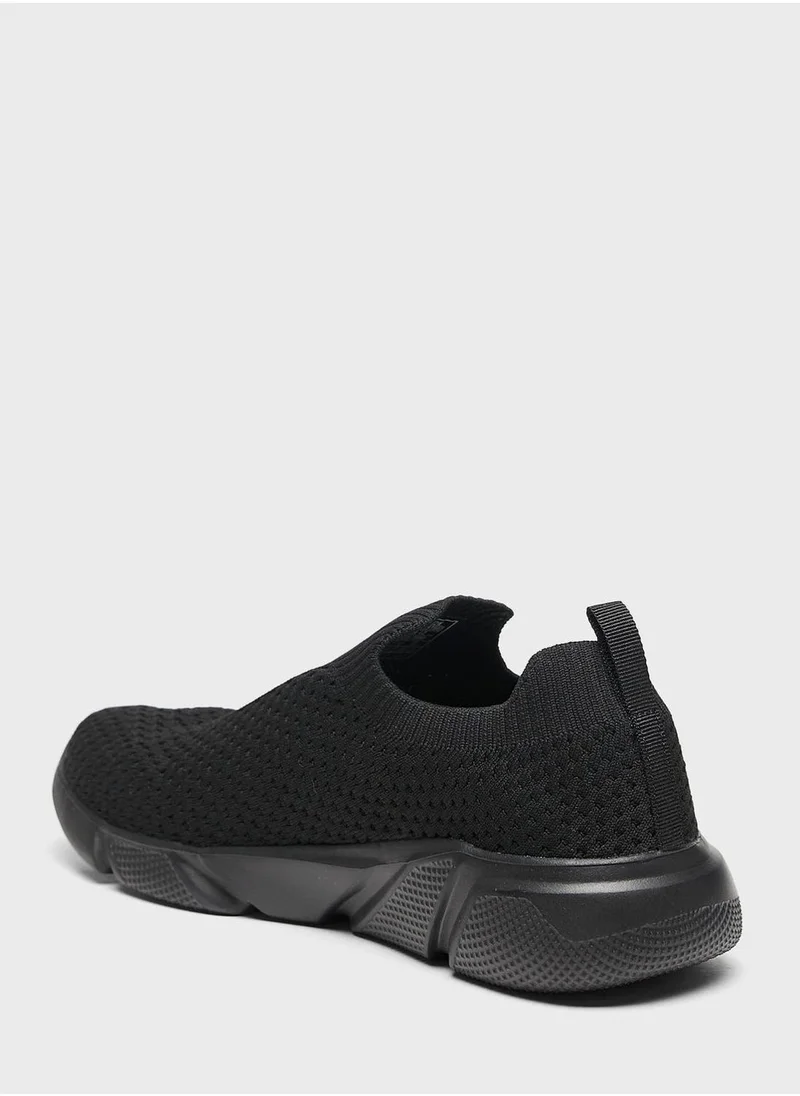 Oaklan by Shoexpress Lace Up Low Top Sneakers