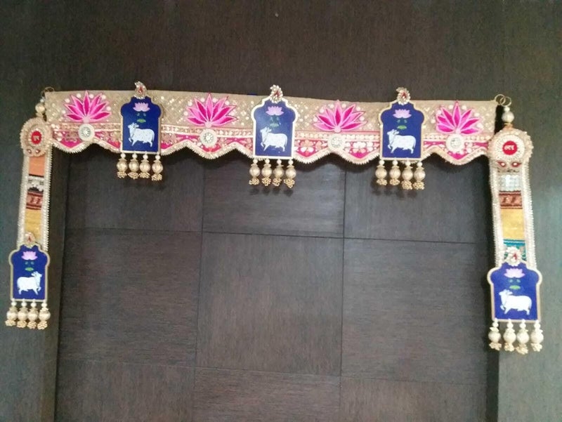 Vvisba Craft Multicolour Gota Pati Blue Cow and Pink Lotus Handmade Door Hanging Bandarwal Toran for Door Pink 