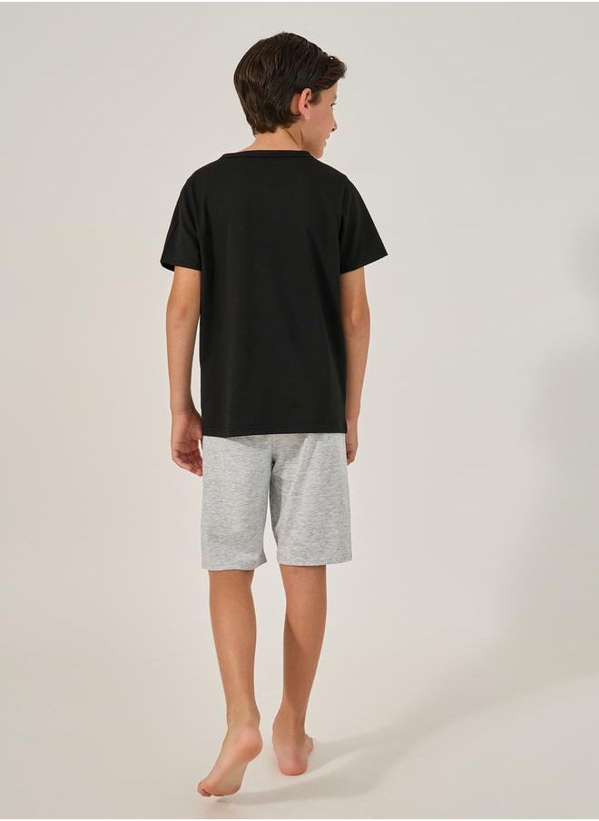 Styli - Graphic Print Shirt and Plain Shorts Set - Image 1