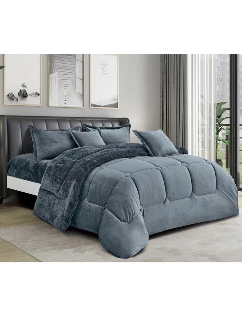 مينجلي مفرش شتوي نفرين نظام وجهين وجه مخمل وجه فرو - طقم مفارش 6 قطع ( 1 مفرش + 1 واقي مرتبة مطاط + 4 أغطية وسائد ديكورية )  مقاس المفرش 230X250 سم ومقاس واقي المرتبة 200×200+40 سم - Image 1