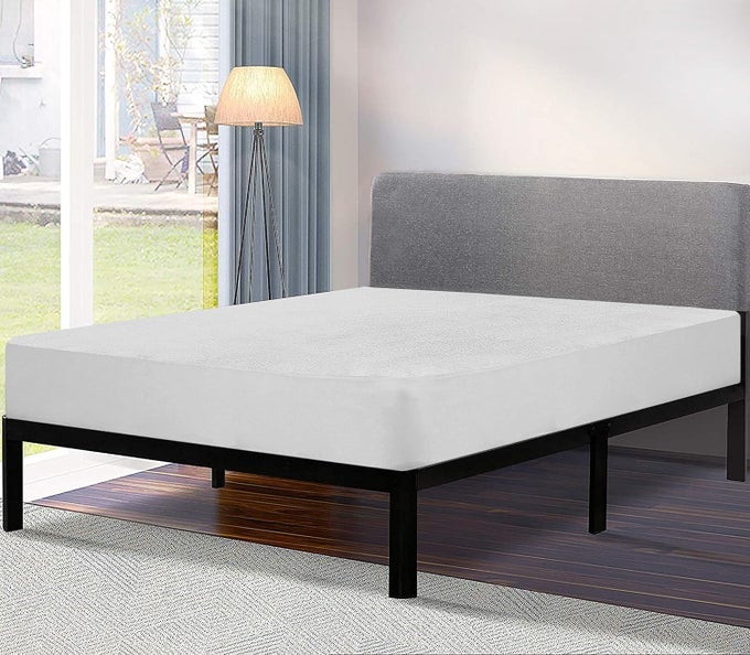 TERRY COTTON WATERPROOF MATTRESS PROTECTOR 84X72INCH SIZE COLOR WHITE