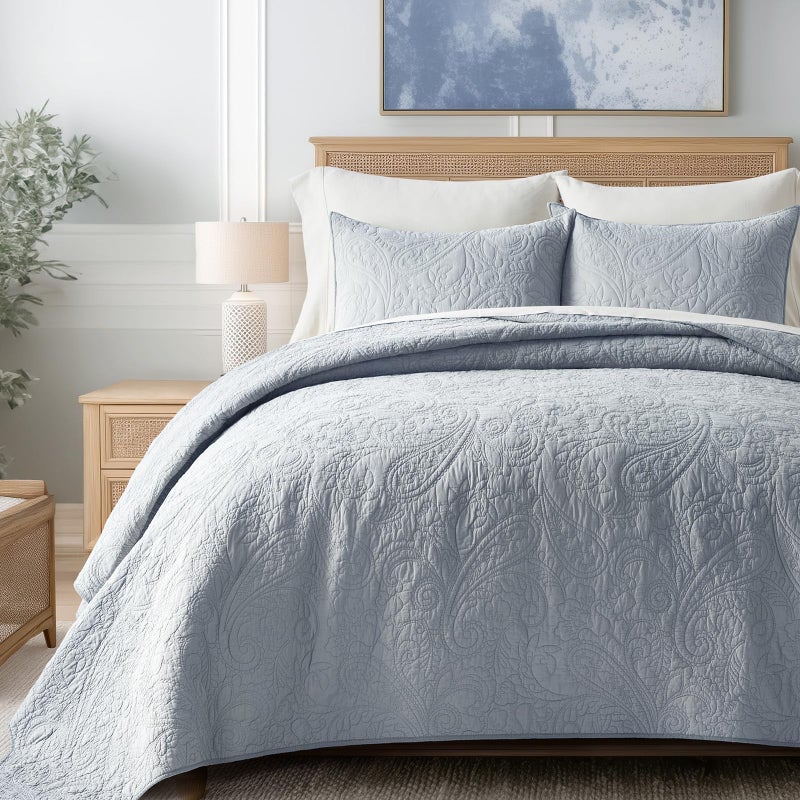 EVERGRACEHOME EVERGRACE 100% Cotton Paisley Quilt Set, King Size 3 Piece Set â€“ Prewashed Lightweight Bedspread with 2 Shams, Soft & Breathable Matelasse Coverlet for All-Season Comfort, Pearl Blue - Image 1