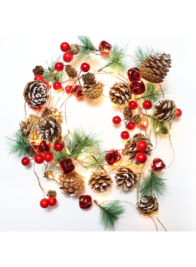 تشيلور إكليل عيد الميلاد مع أضواء خرافية، 2 متر، 20 مصباح ليد، سلسلة أضواء مخروط الصنوبر لعيد الميلاد، إكليل التوت مع أضواء، زينة للرفوف، والسلالم، والشجرة، والمدفأة، والطاولة، والديكور الداخلي والخارجي. - Image 1