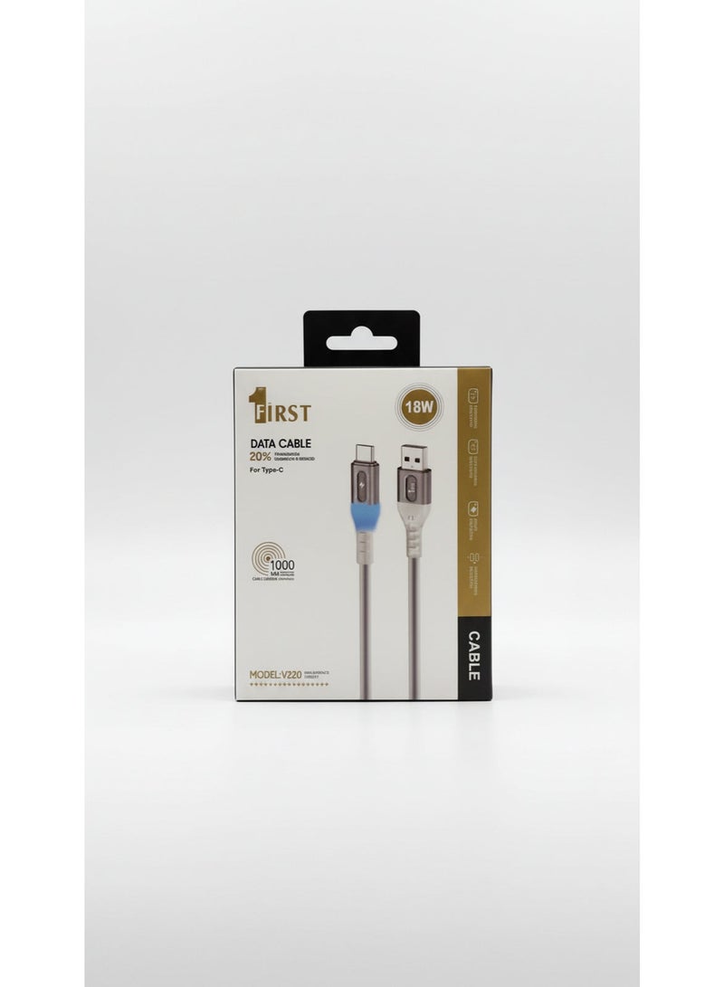فيرست 1 كابل فرست 1 v220 بقدرة 18 واط لشحن الهواتف بنظام الشحن السريع, مع منفذ usb A الي Type-C - Image 2