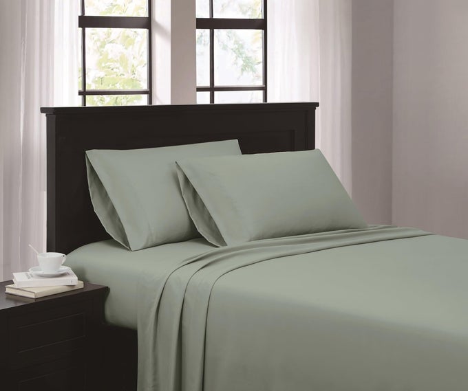 EVERYDAY GREEN QUEEN SHEET SET