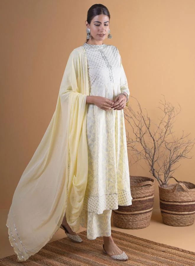 Libas Libas Printed A-Line Kurta with Palazzo and Chiffon Solid Dupatta Set