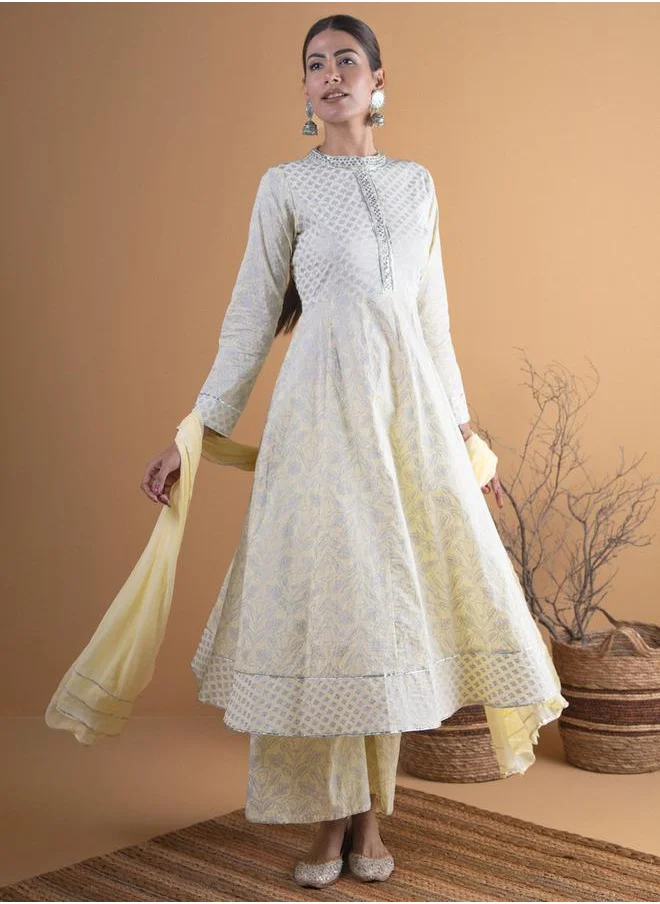 لباس Printed A-Line Kurta with Palazzo and Chiffon Solid Dupatta Set by Styli