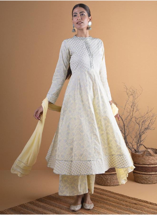Libas Printed A-Line Kurta with Palazzo and Chiffon Solid Dupatta Set by Styli  - Image 1