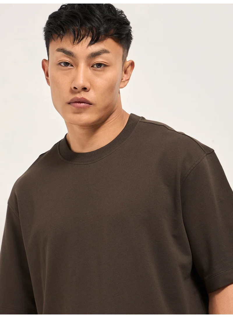 THE BEAR HOUSE  Men’s Short Sleeve T-Shirt | Casual, Comfortable & Stylish Everyday Wear | Perfect for Work, Travel, or Relaxed Outfits | Versatile All-Season Essential for Any Occasion for Men | Best Price UAE