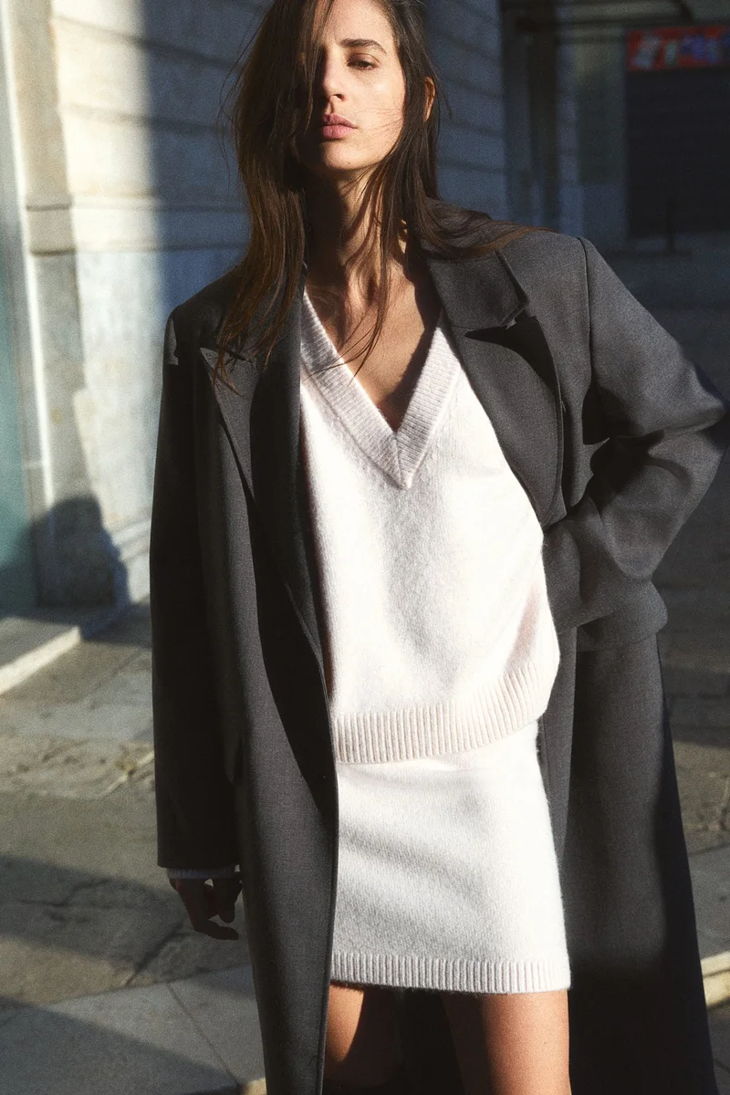 H&M V-neck jumper