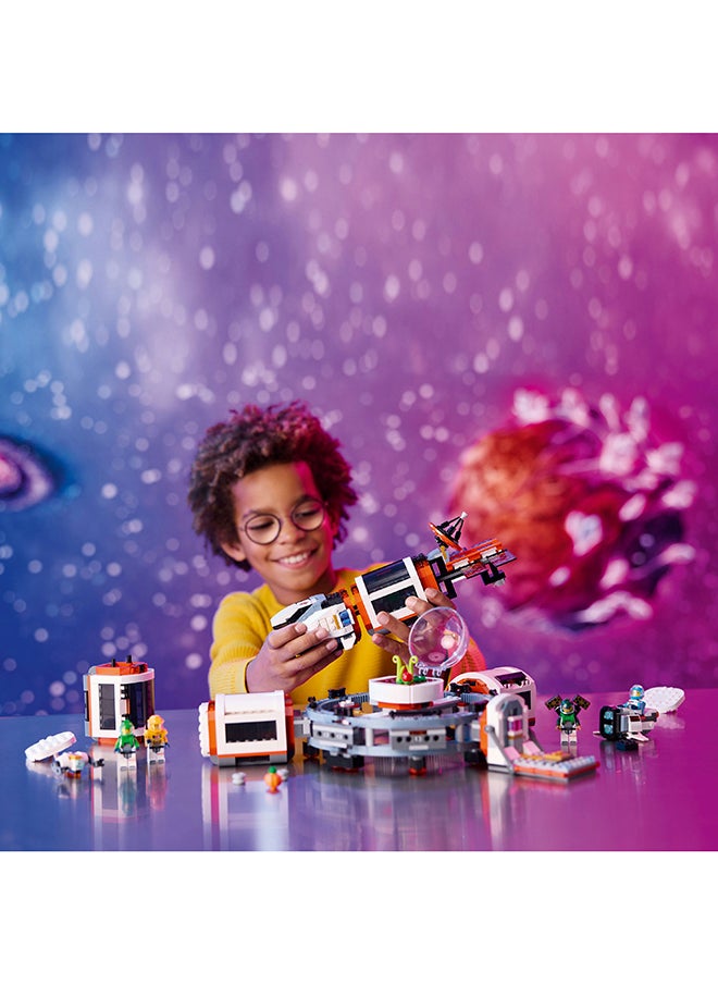 LEGO 60433 نموذج محطة فضائية مدينة قابلة للتعديل طقم بناء لعبة، هدية عيد ميلاد للأطفال، مجموعة لعب استكشافية قابلة للتعديل مع 6 شخصيات رائد فضاء صغيرة للأولاد والبنات وعشاق المركبات الفضائية من عمر 7 سنوات فما فوق (1,097 قطعة)  - Image 3