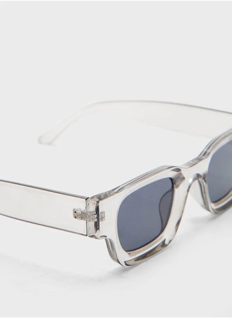 Seventy Five Casual Wayfarer Sunglasses