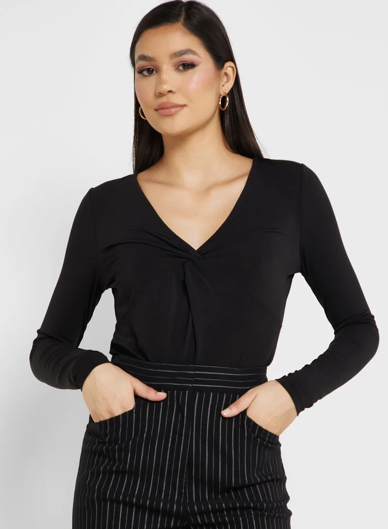 VERO MODA Front Twisted Top