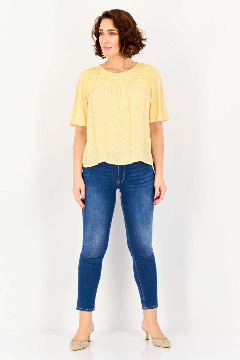 Levi's Women Round Neck Allover Print Short Sleeve Top, Multicolor - Image 2