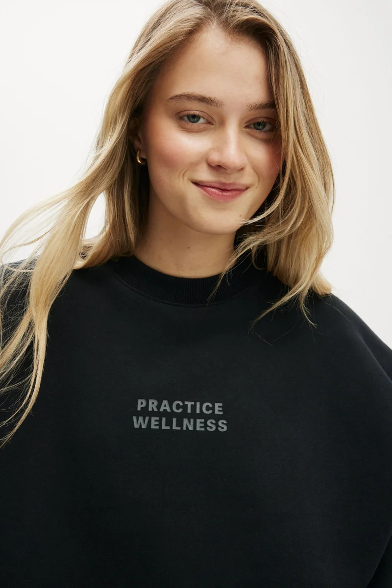 Body PLUSH GRAPHIC CREW SWEATSHIRT