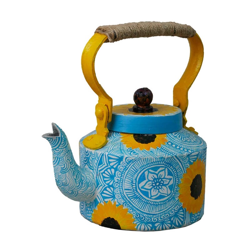 Penkraft RetroStyled Tea Kettle HandPainted with Pen Mandala Art - Image 4