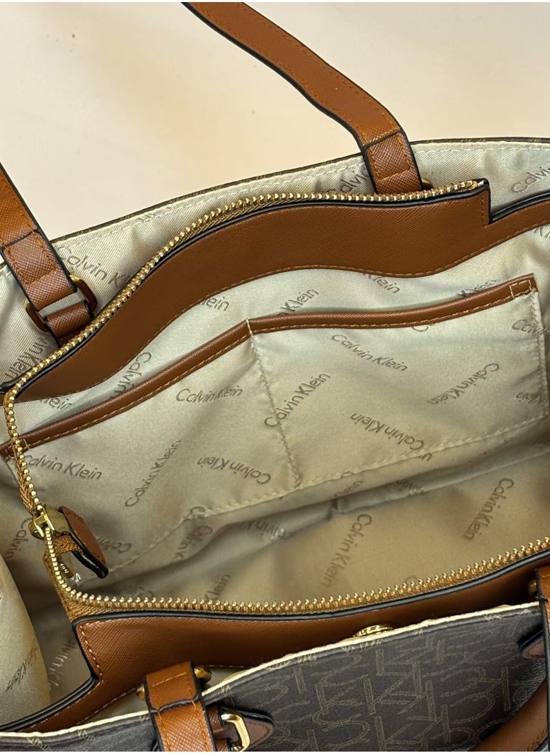 CALVIN KLEIN JEANS PLUS - Calvin Klein Brown Leather Tote Bag For Women - Image 1
