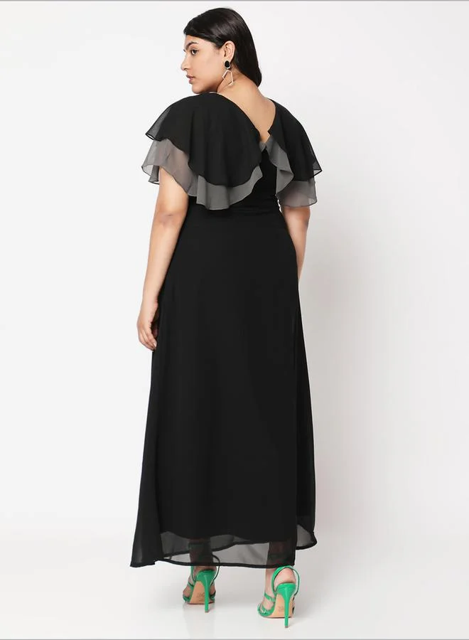 ميش Solid Layered Detail Flared Maxi Dress with Embroidered Waist by Styli