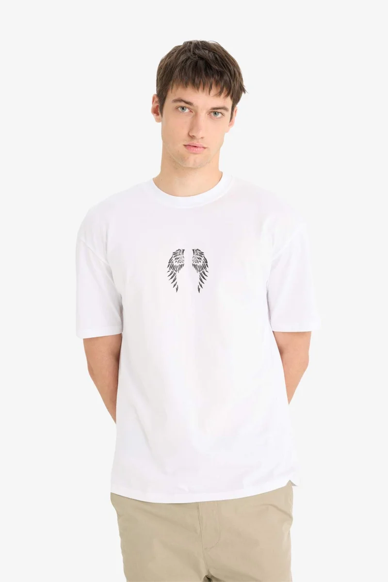 ديفاكتو Boxy Fit Crew Neck Back Printed Short Sleeve T-Shirt