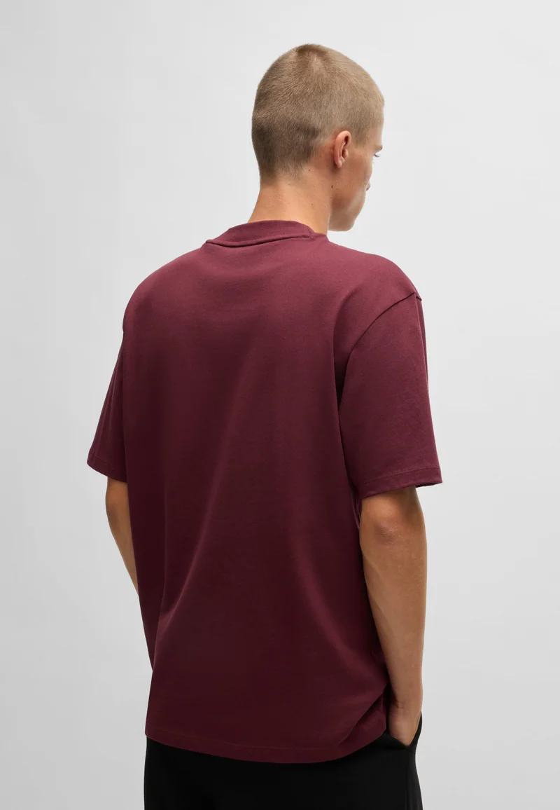 HUGO Relaxed-fit T-shirt with central logo detail