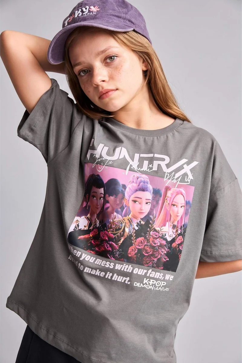 Defacto Girl Kpop - Demon Hunters Short Sleeve T-Shirt