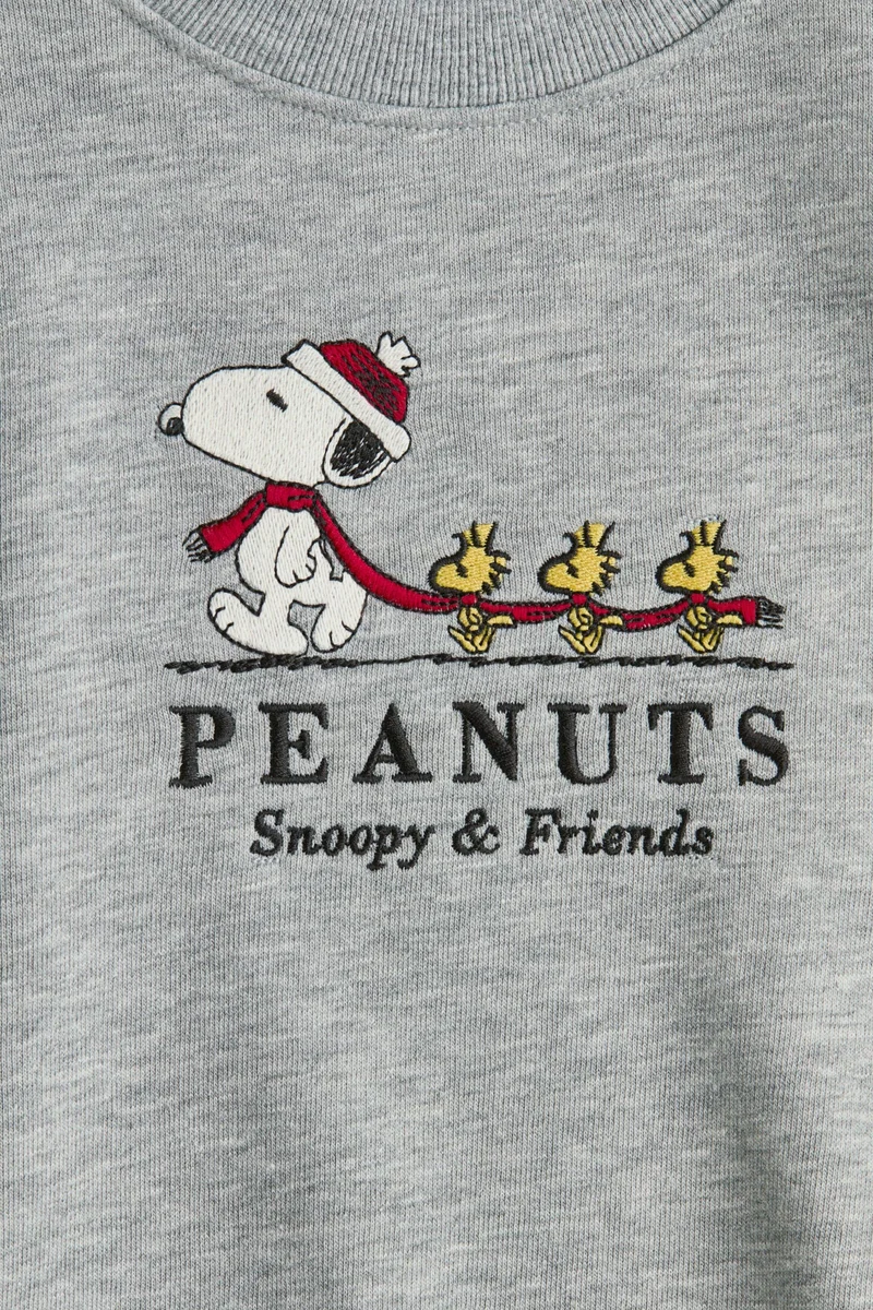 اتش اند ام سويت شيرت فضفاضة ذات طبعة