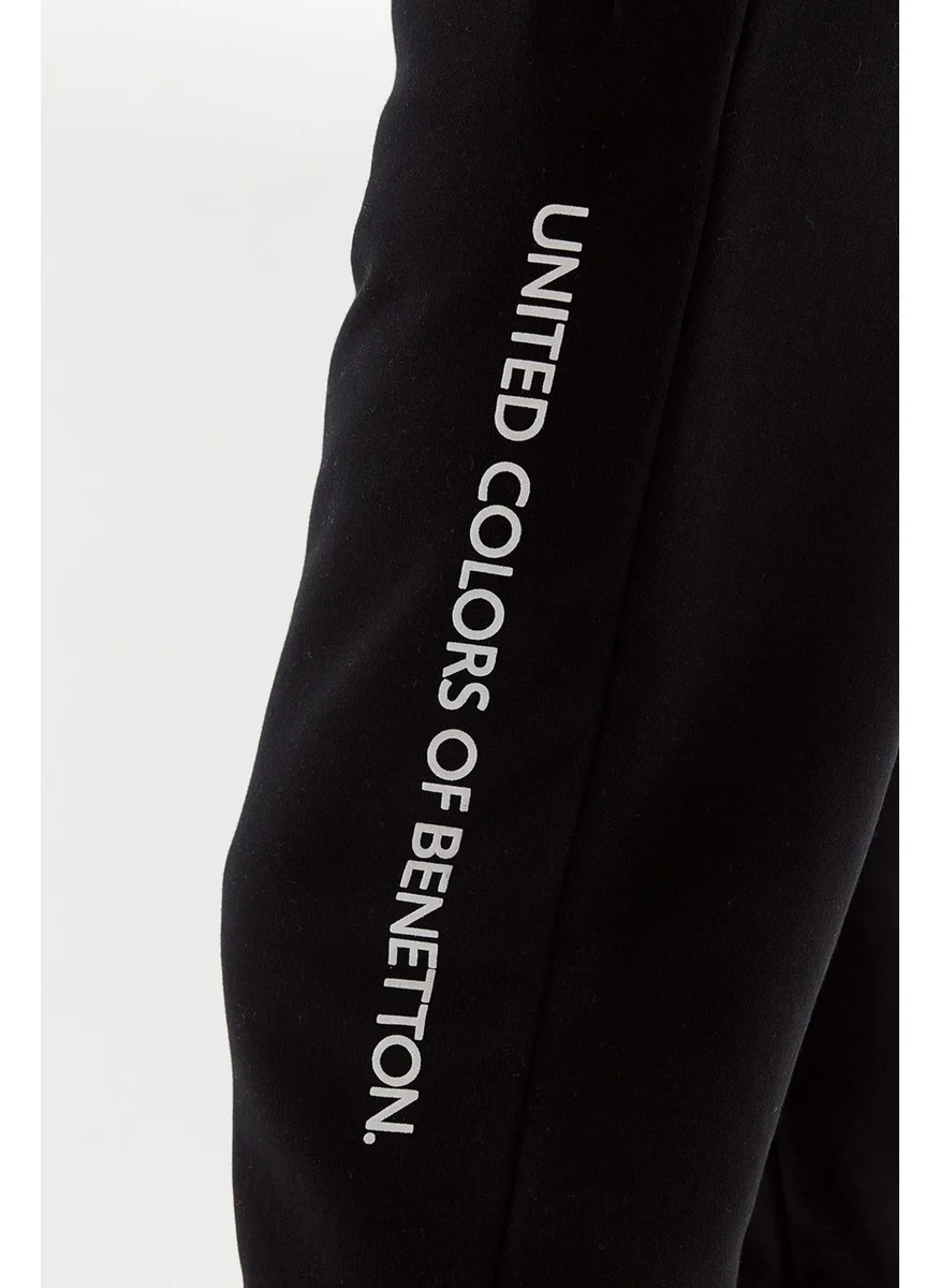 يونايتد كولورز أوف بينتيون Men's Jogger Pants