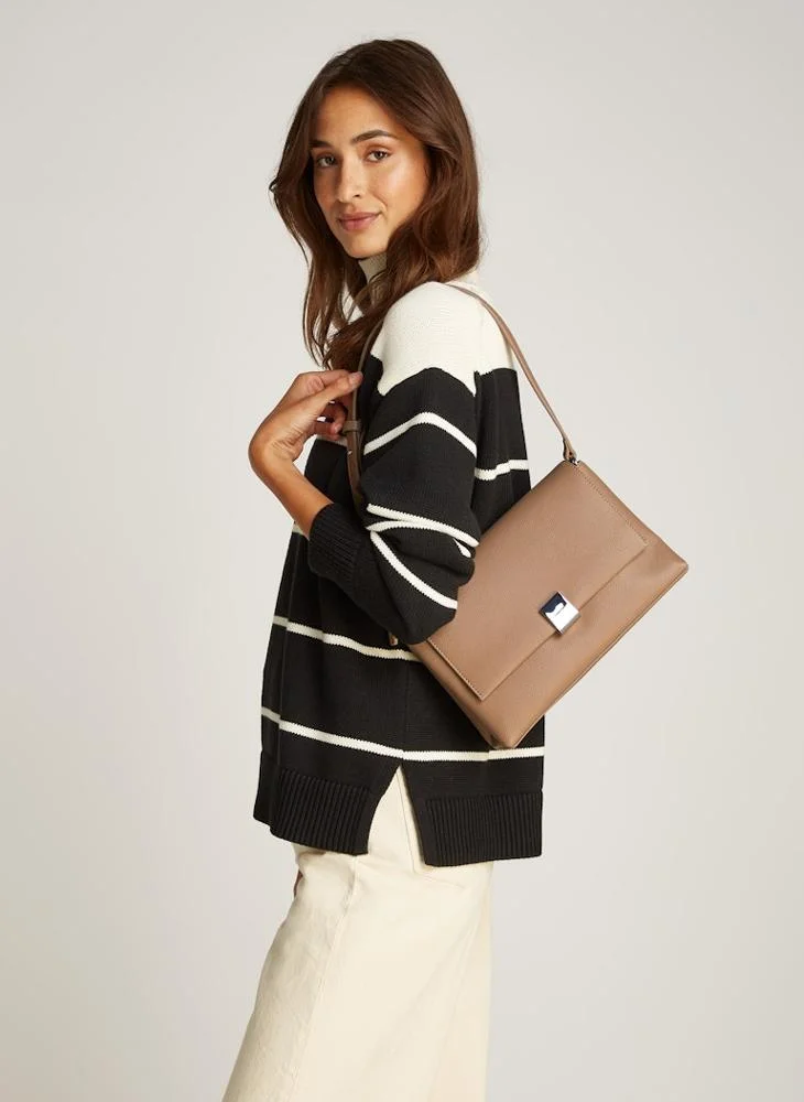 CALVIN KLEIN Plaque Medium Crossbody