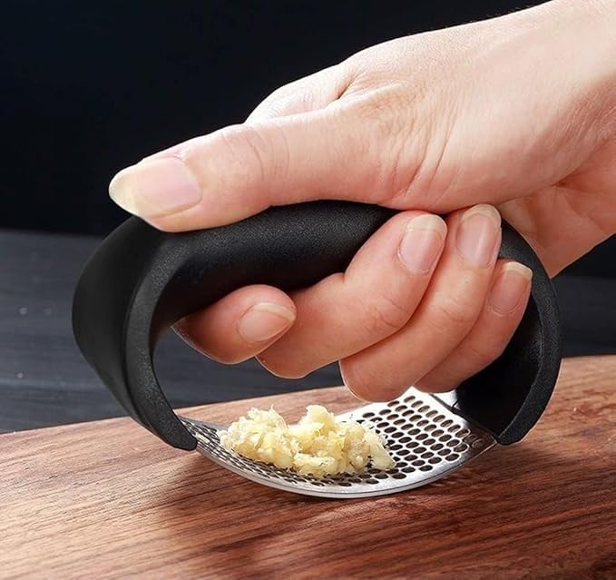 Tirth shop Tirth shop Garlic Press Garlic Crusher Stainless Steel Kitchen Garlic Presser Garlic Crusher Stainless Steel Garlic Chopper Pack of 1  - Image 5