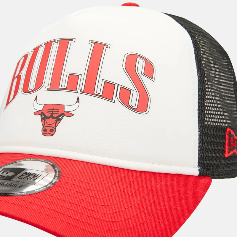 NEW ERA Men's NBA Chicago Bulls Retro E-Frame Trucker Cap
