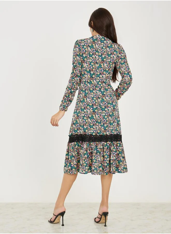 ستايلي Lace Insert Floral Print A-Line Midi Dress