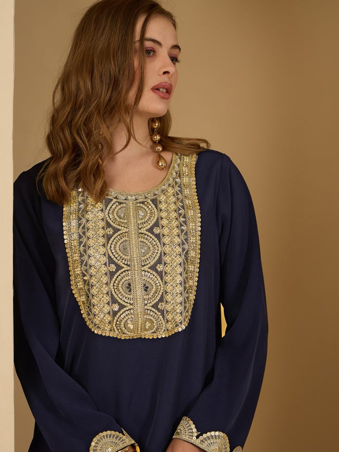 Styli Amirah Lace Trim Round Neck A-Line Jalabiya  - Image 4