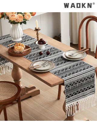 Black and White Wave Pattern Table Runner with Tassels, Ideal for Coffee and Dining Tables, Chic, Durable Home Decor, Adds Sophistication, Perfect Gift, Enhances Elegance, Timeless Design - pzsku/Z0F44486FF72FB4A81430Z/45/_/1739756229/6c12871b-03c4-4d27-96fc-44ae1d5c8790