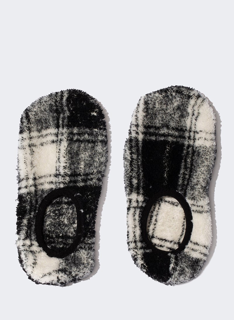 DeFacto Flat Sole Plush Slippers  - Image 1
