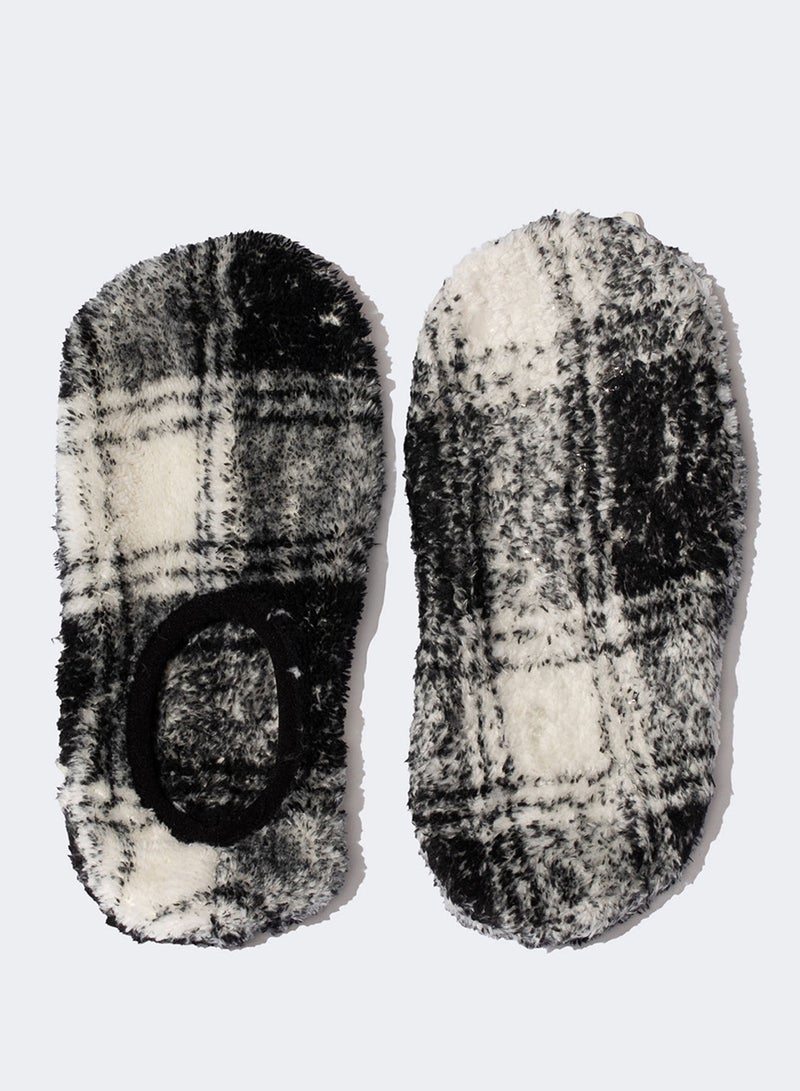 DeFacto Flat Sole Plush Slippers  - Image 2