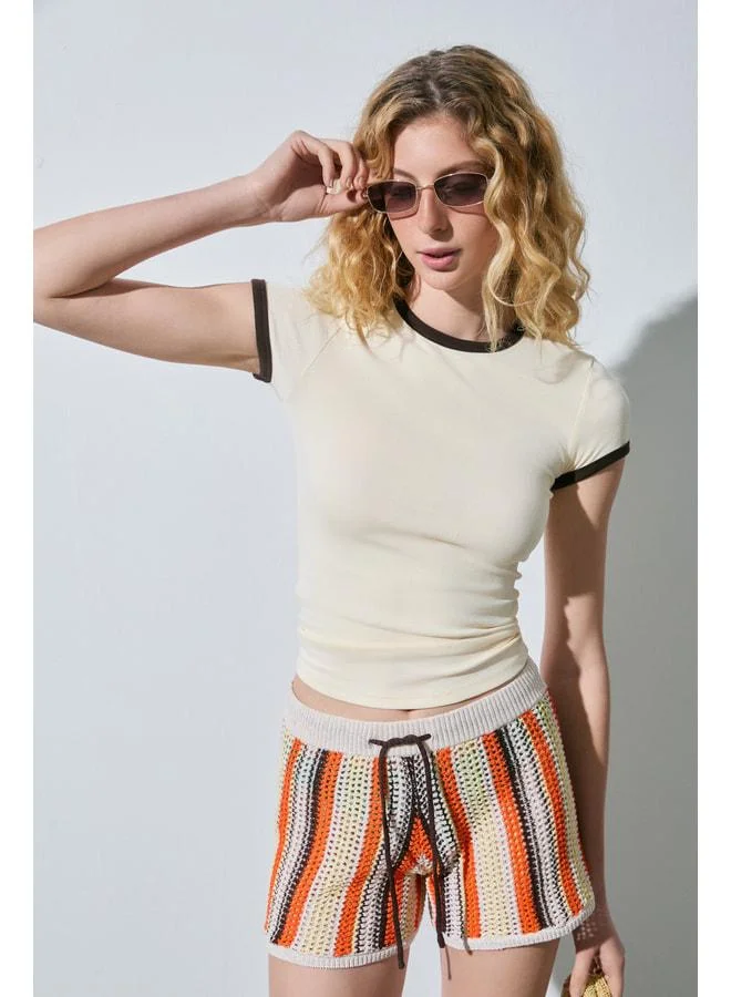 GRIMELANGE ASTERIQUE Women's Soft and Elastic Fabric Contrast Belt Slim Fit Yellow T-Shirt.