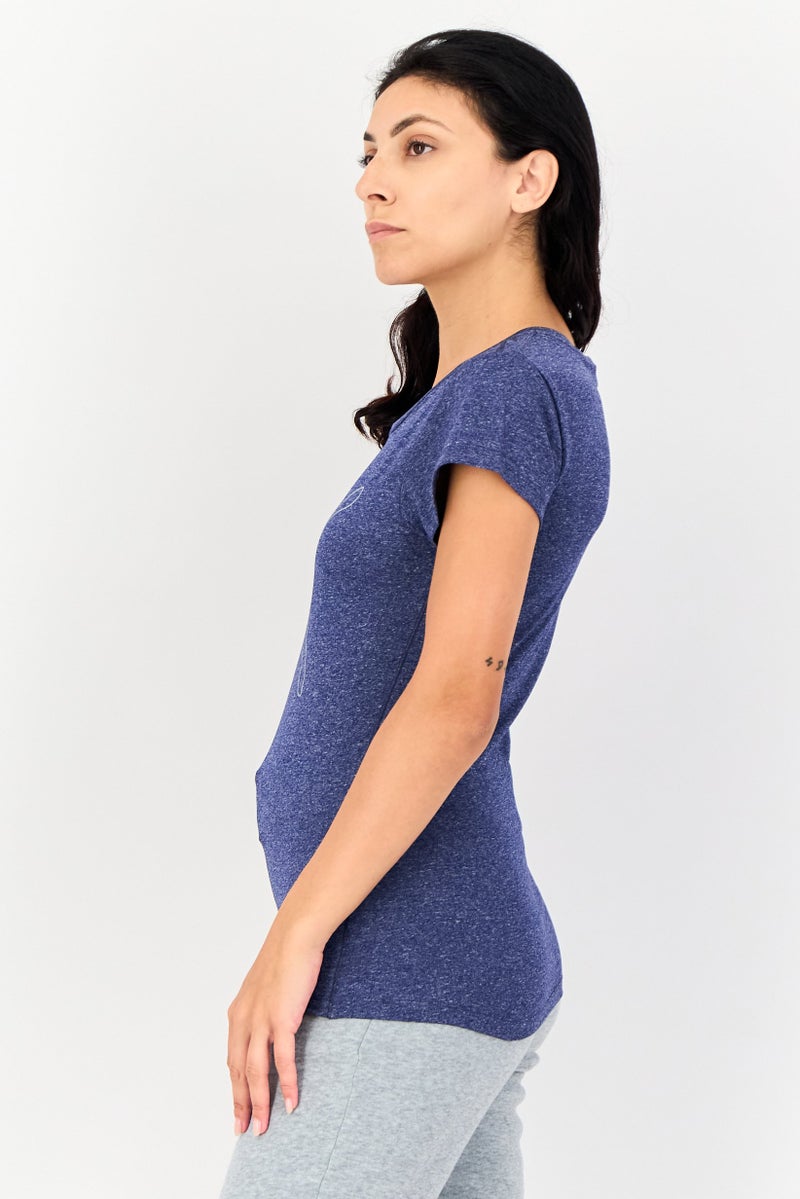 PUMA تي شيرت تدريب قصير الأكمام للنساء بتصميم نحيف، أزرق مائل للرمادي - Image 3